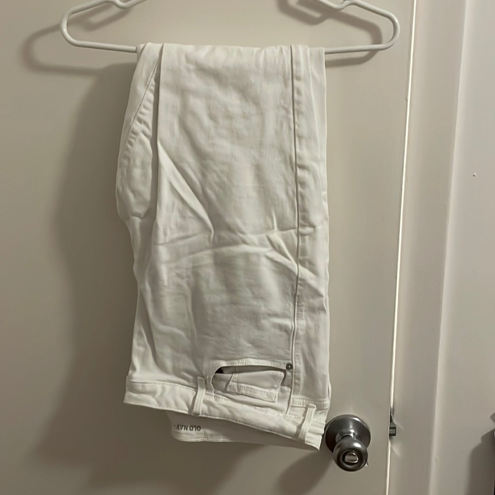 Old navy rockstar white jeans - 16